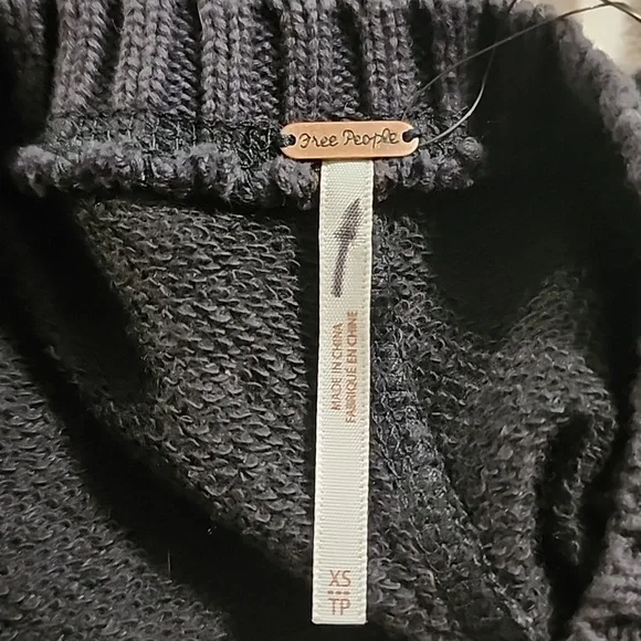 Free People “Pretty Rad” Sweater Gray Lace Crochet Split Back - Picture 8 of 8